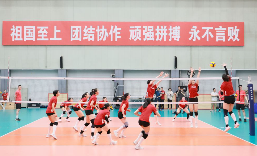 与朋友一起分享ag九游会在线娱乐的欢乐
